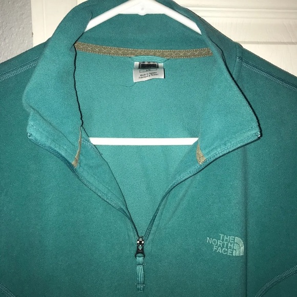 North Face Half Zip - Picture 2 of 3
